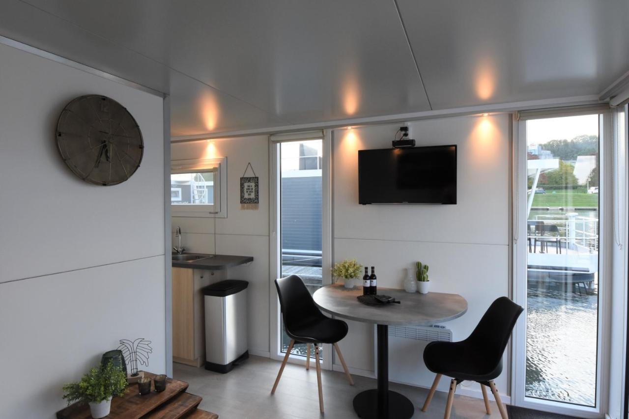Tiny Floating House Ibiza Villa Maastricht Exterior foto